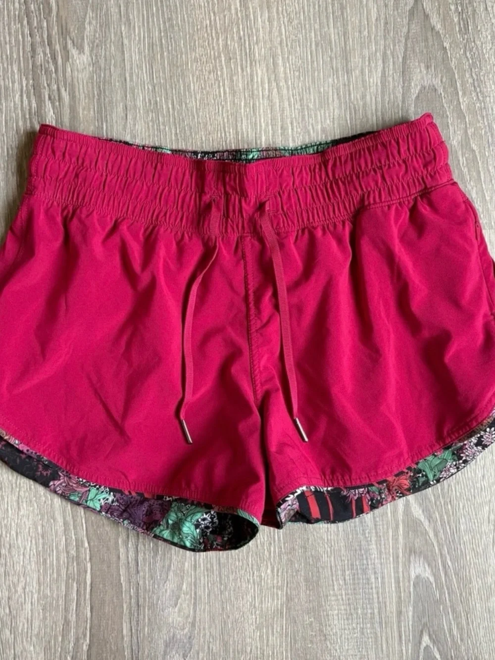 Lululemon Choose A Side Shorts